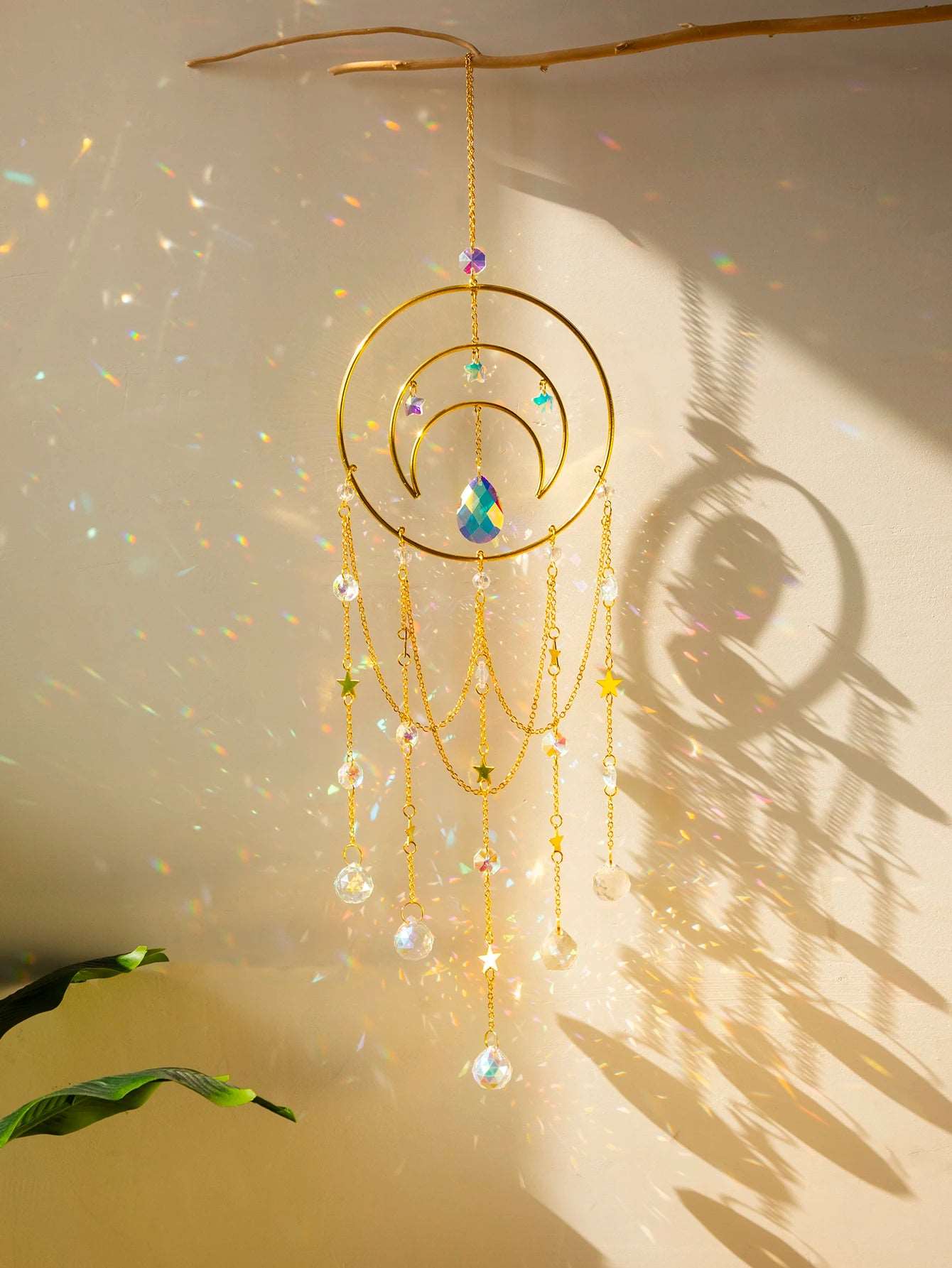 Suncatcher Crystal Moon Hanging Stained Glass Crystal Prism Boho Home Decoration Chandelier Crystal Garden Decoration Outdoor